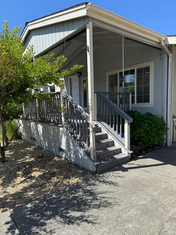 Yountville, CA 94599,128 Burgundy CIR