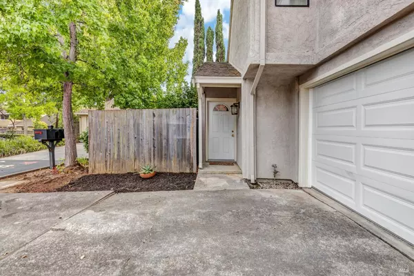 Benicia, CA 94510,557 Willow CT