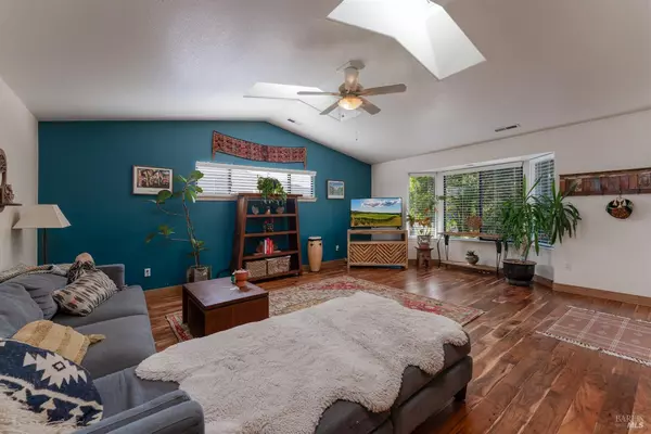 Redwood Valley, CA 95470,1851 Daniel WAY