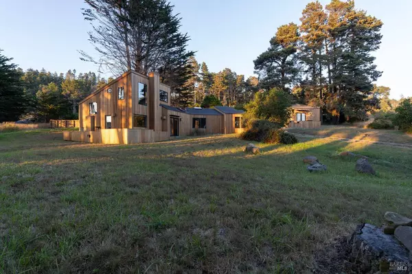 35447 Sea Gate RD, The Sea Ranch, CA 95497