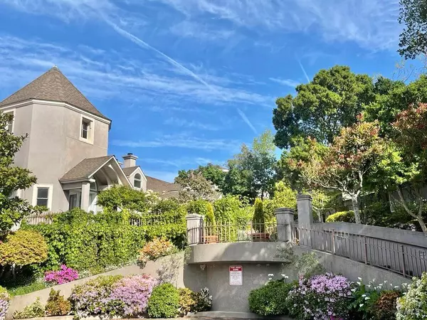 Belvedere, CA 94920,18 Laurel AVE