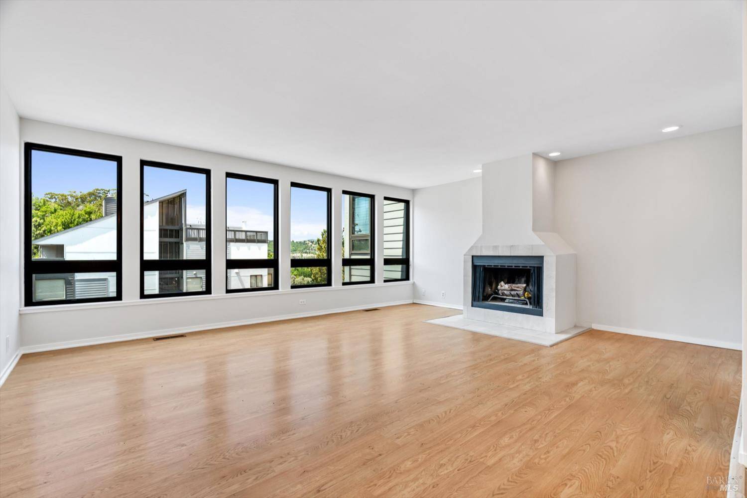 181 Professional Center Pkwy, San Rafael, CA 94903