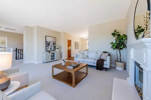 San Rafael, CA 94903,339 Sterling WAY
