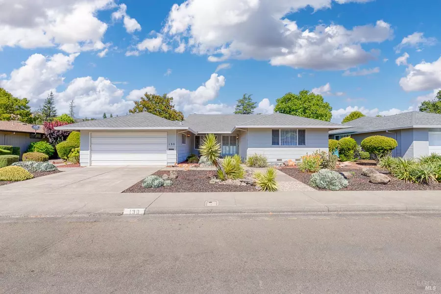 130 Valley Lakes DR, Santa Rosa, CA 95409