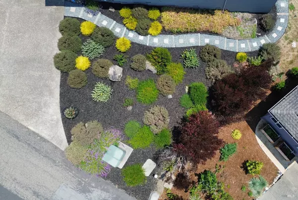 Bodega Bay, CA 94923,142 Poppy CT