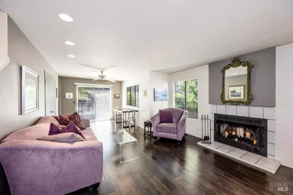 Santa Rosa, CA 95405,2361 Morningside CIR