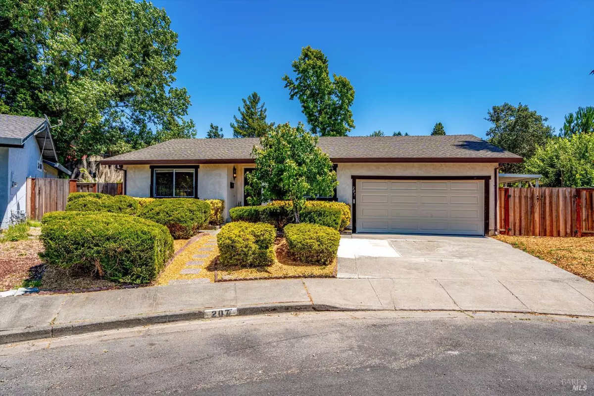 Sebastopol, CA 95472,207 May CT