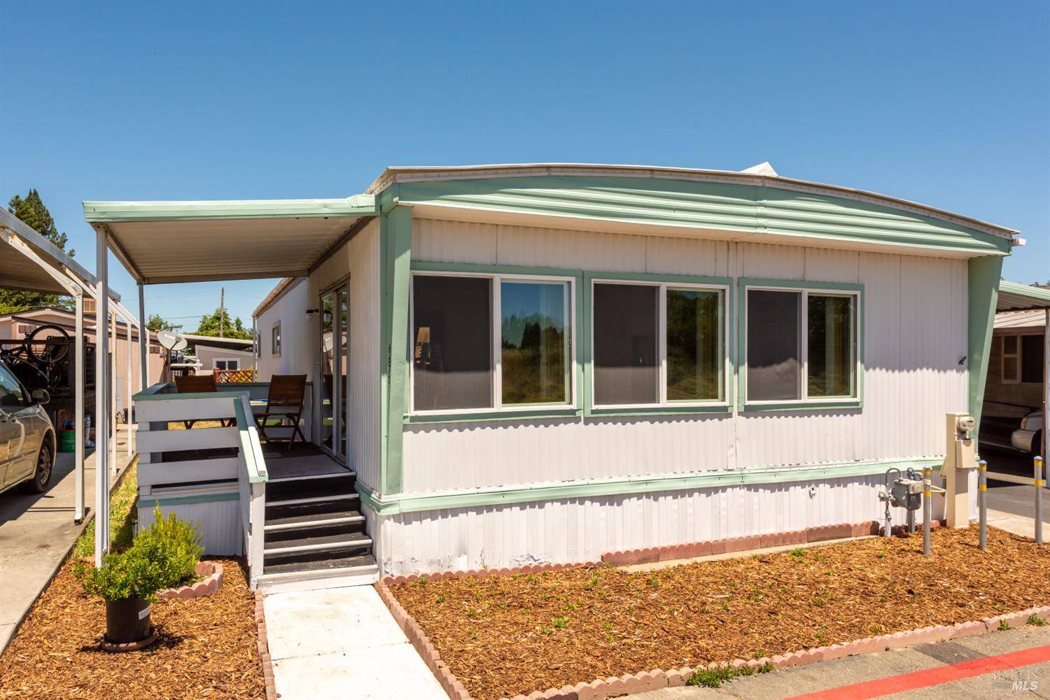 Sebastopol, CA 95472,6670 Redwood AVE