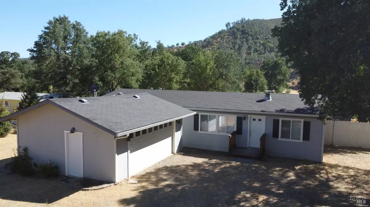 Clearlake Oaks, CA 95423,1803 New Long Valley RD