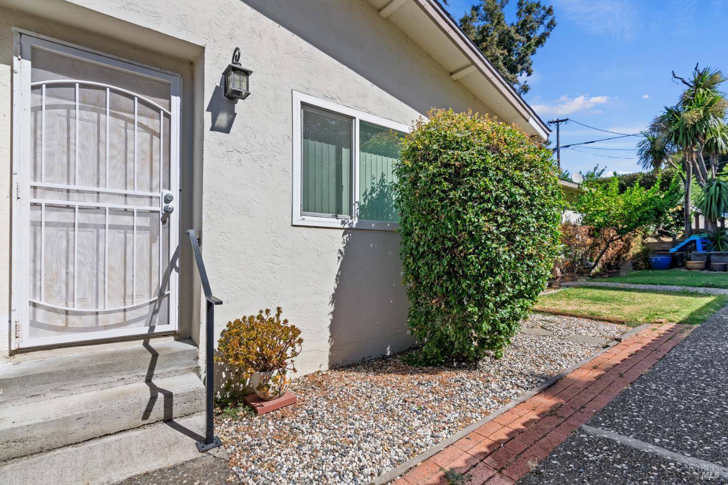 Benicia, CA 94510,434 E H ST