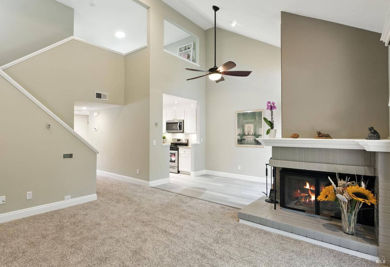 Novato, CA 94949,4 Cielo LN 3E