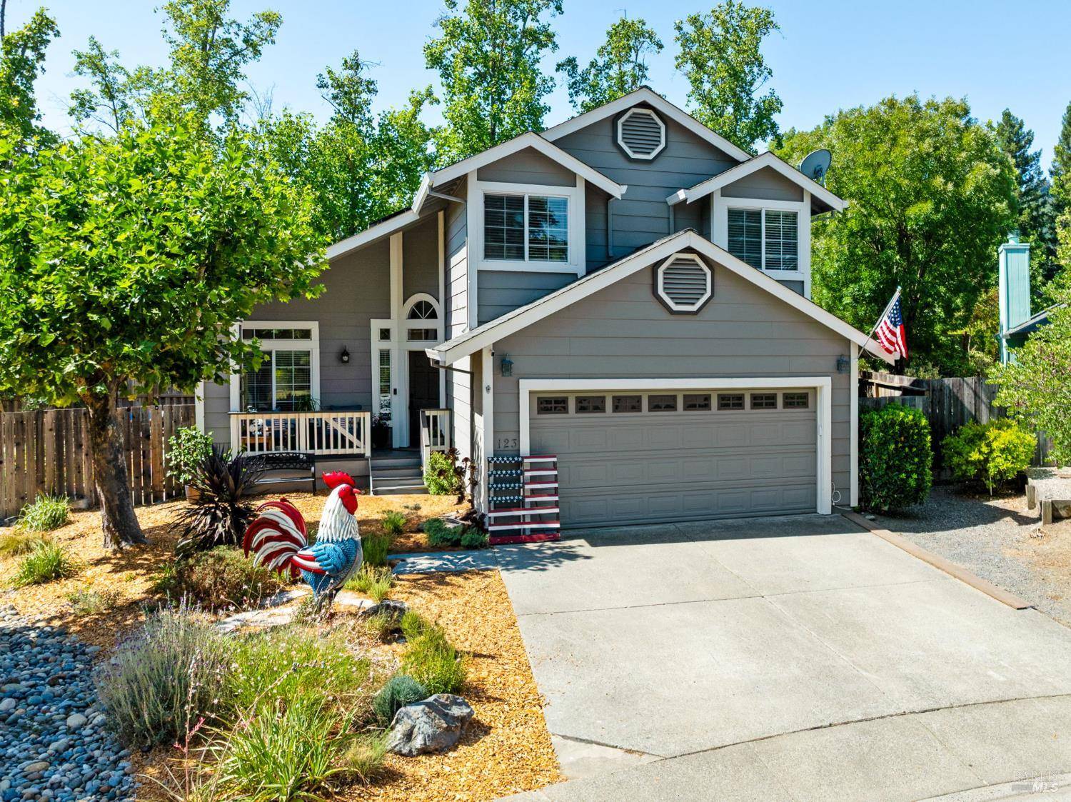 123 Marguerite LN, Cloverdale, CA 95425