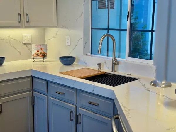 Vallejo, CA 94591,911 Point Reyes CT 4