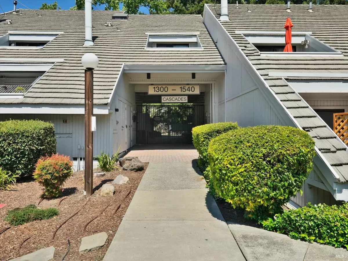 Santa Rosa, CA 95409,1534 Mission BLVD