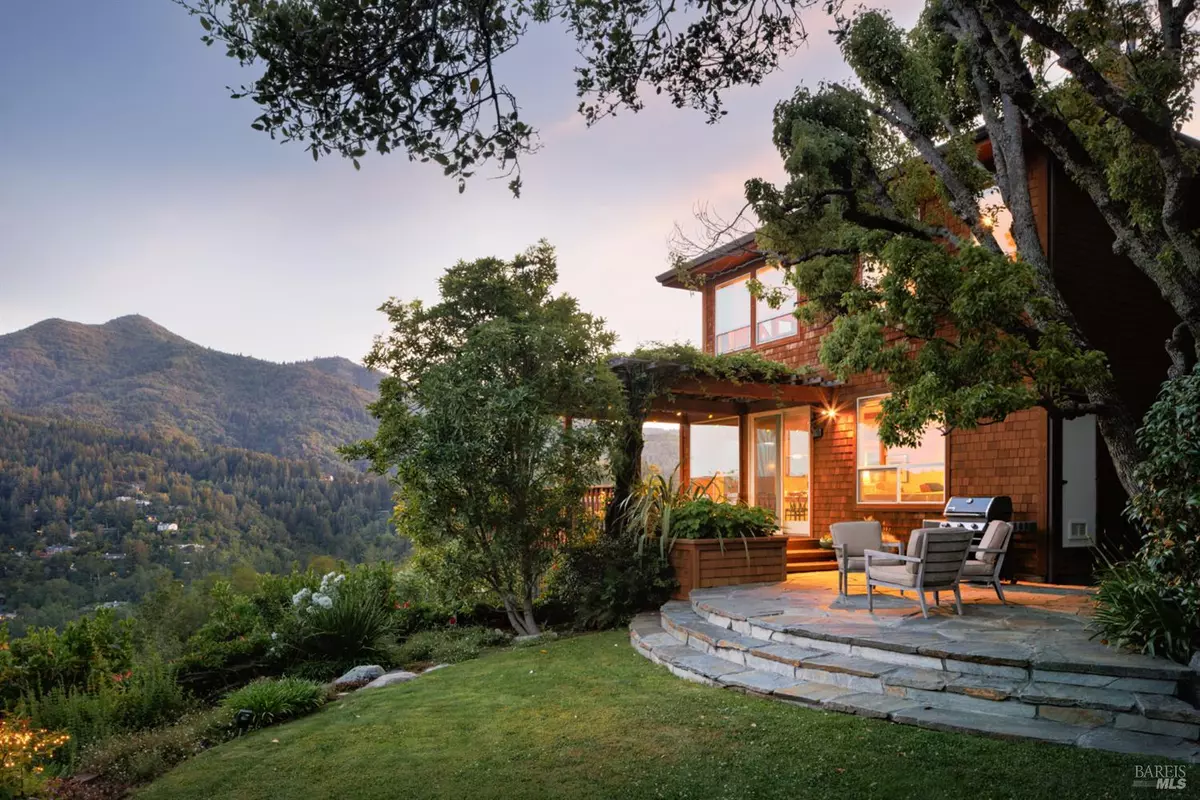 Kentfield, CA 94904,38 Spring RD