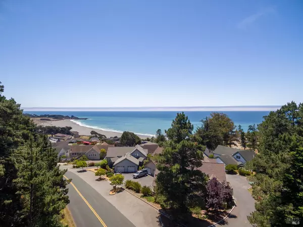 39001 Cypress WAY #39051, Gualala, CA 95445