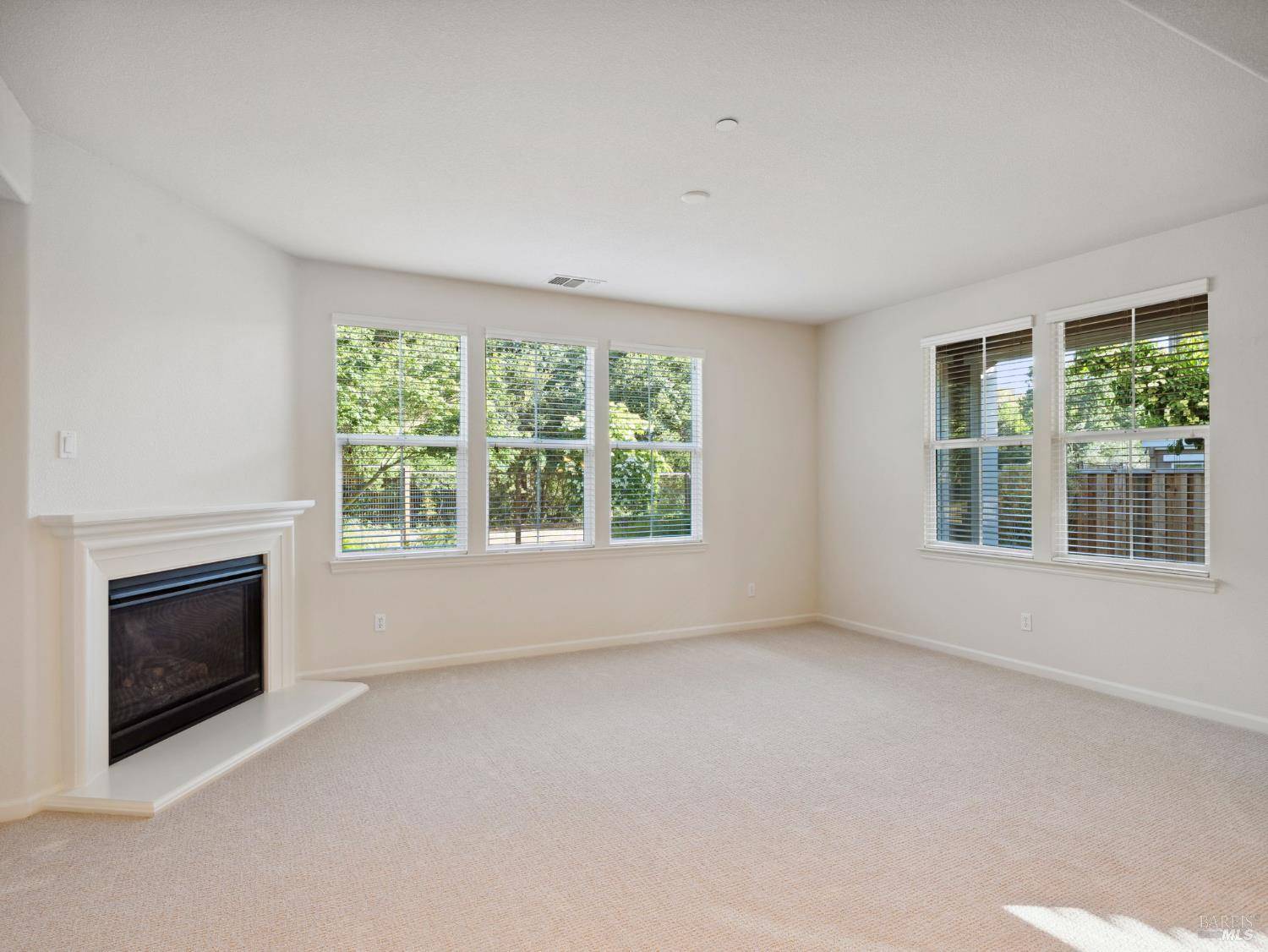 Napa, CA 94558,4138 Casper WAY