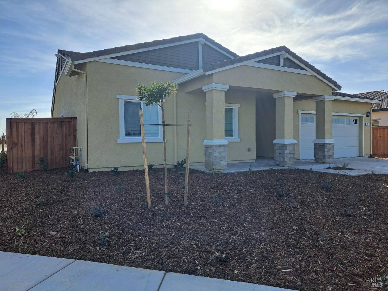 Dixon, CA 95620,1705 Butterfly LN