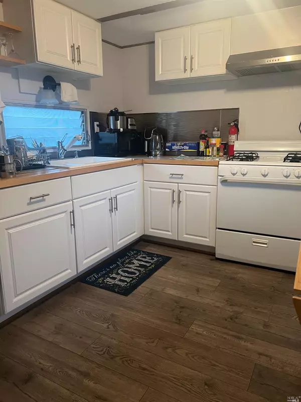 Greenbrae, CA 94904,2130 Redwood HWY F5