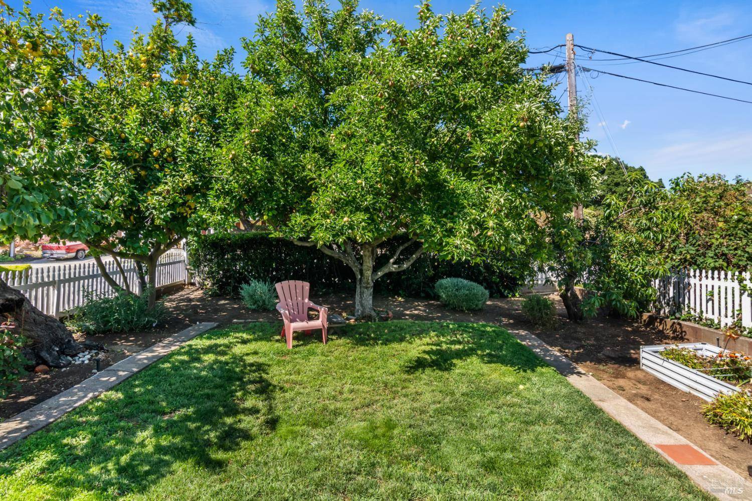 Benicia, CA 94510,676 W I ST