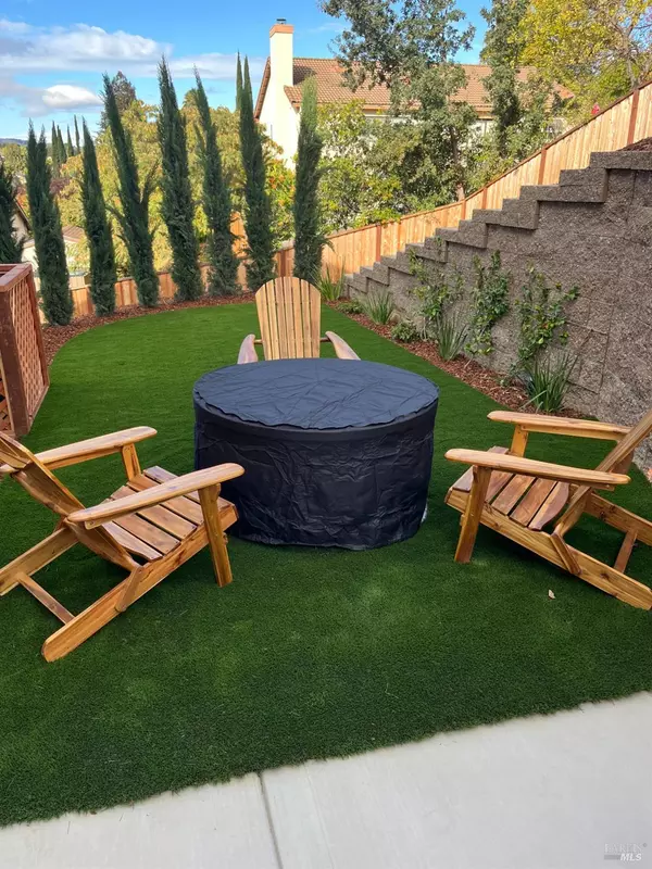 Martinez, CA 94553,31 DeNova LN