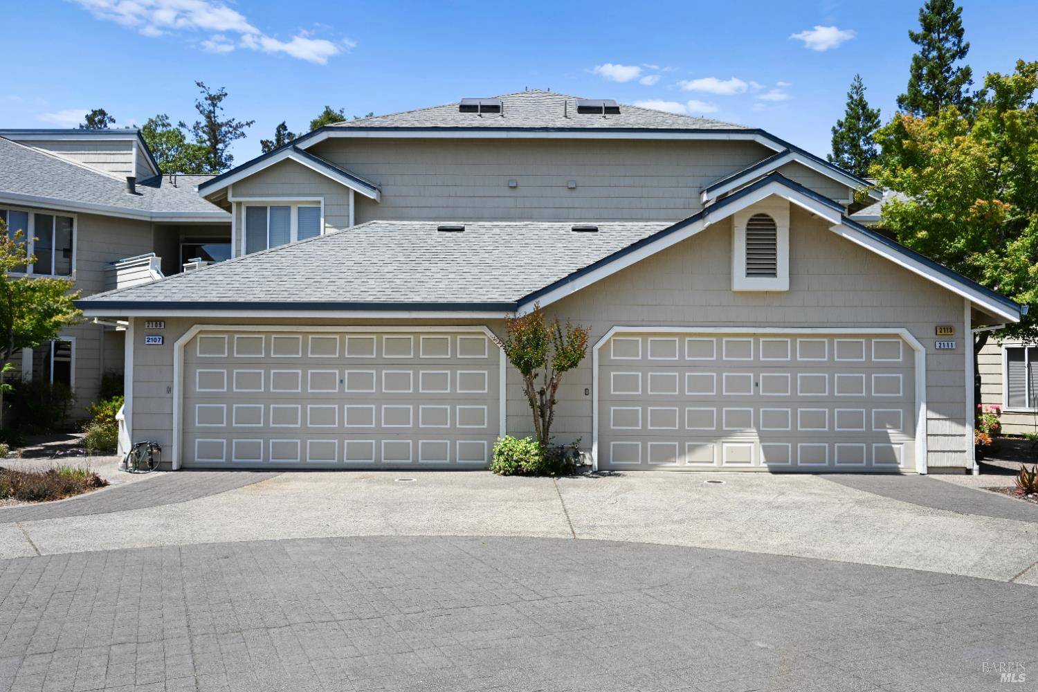 Santa Rosa, CA 95403,2111 Stonefield LN