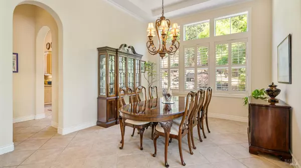 Santa Rosa, CA 95409,5569 Pepperwood RD