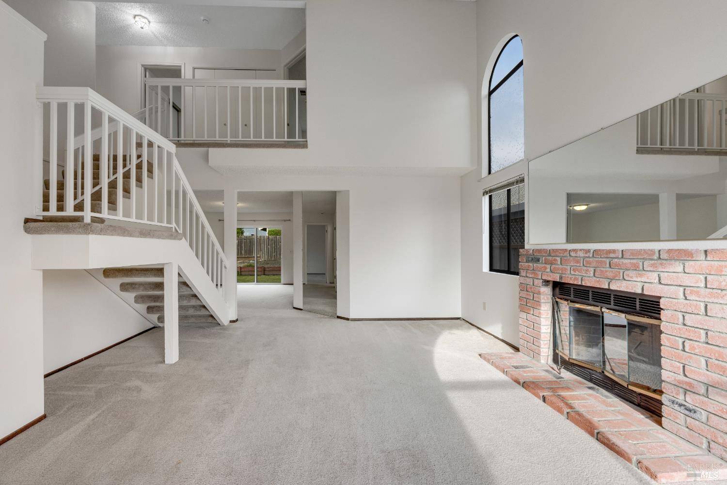 Rohnert Park, CA 94928,7520 Mercedes WAY