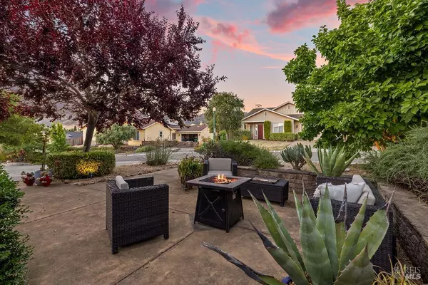 Santa Rosa, CA 95409,5644 Eastlake DR