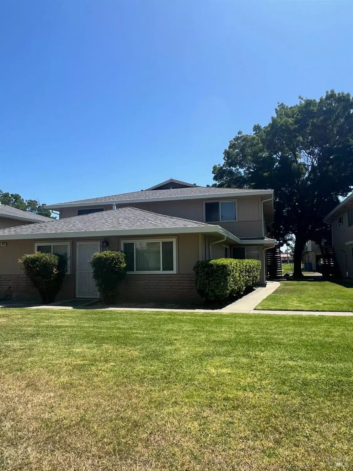 Vacaville, CA 95687,1950 Duxburry LN 2