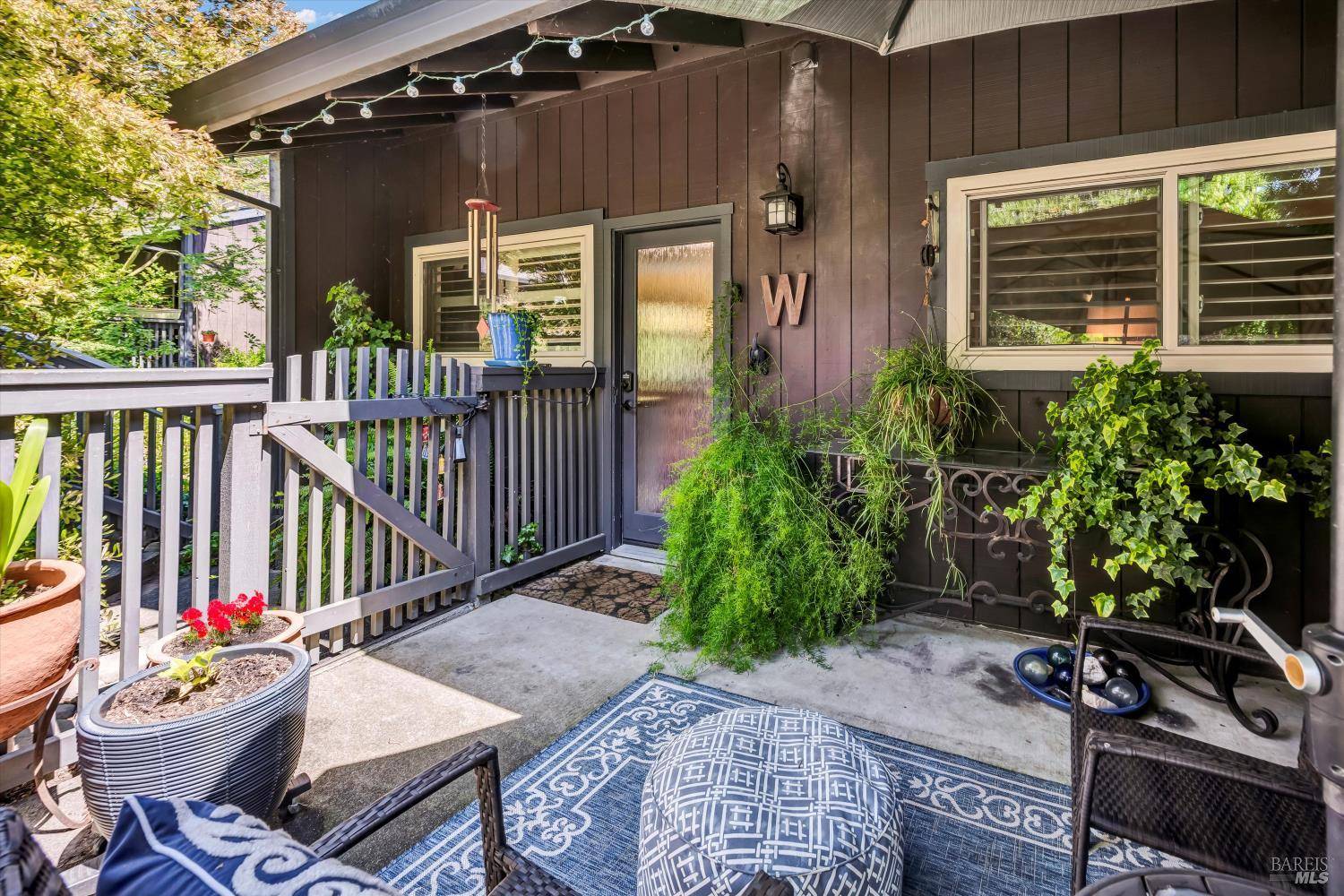 Santa Rosa, CA 95409,264 Los Alamos RD