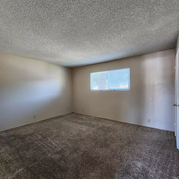 Vacaville, CA 95687,1567 Alamo DR 1