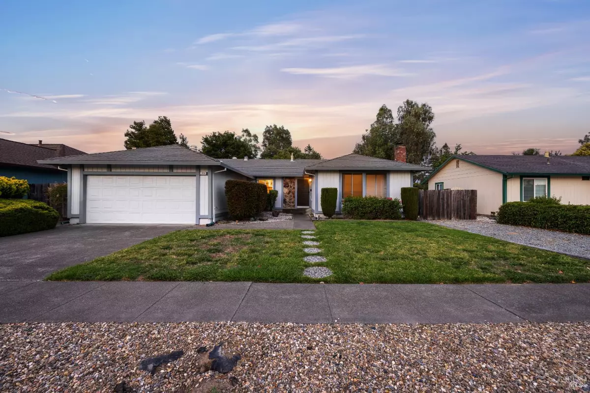 Santa Rosa, CA 95403,1936 Lariat ST