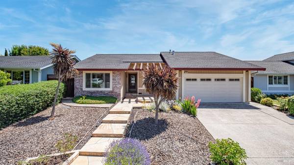 1523 Griffin WAY, Rohnert Park, CA 94928