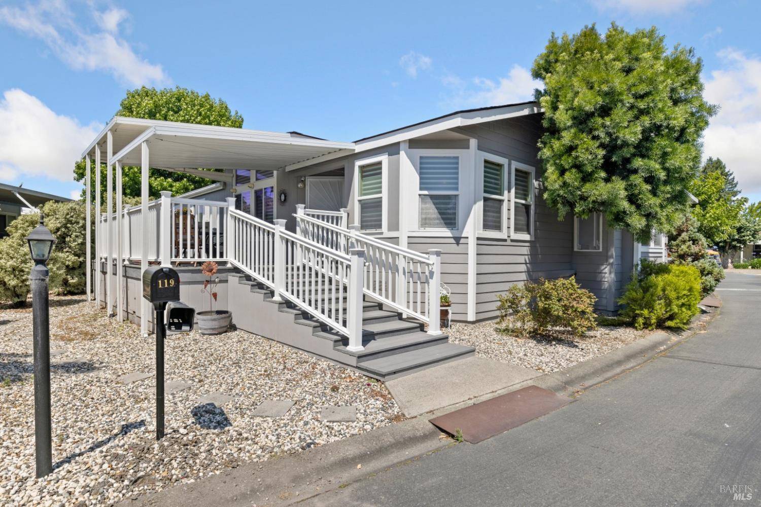 119 Estrella DR, Santa Rosa, CA 95403