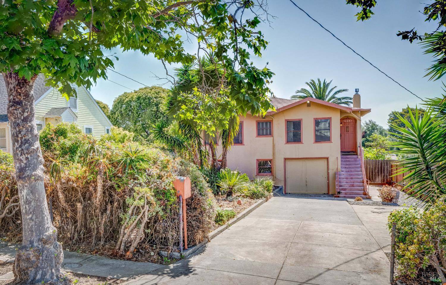 Vallejo, CA 94590,228 Carter ST