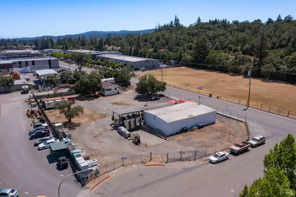 Healdsburg, CA 95448,1480 Grove ST