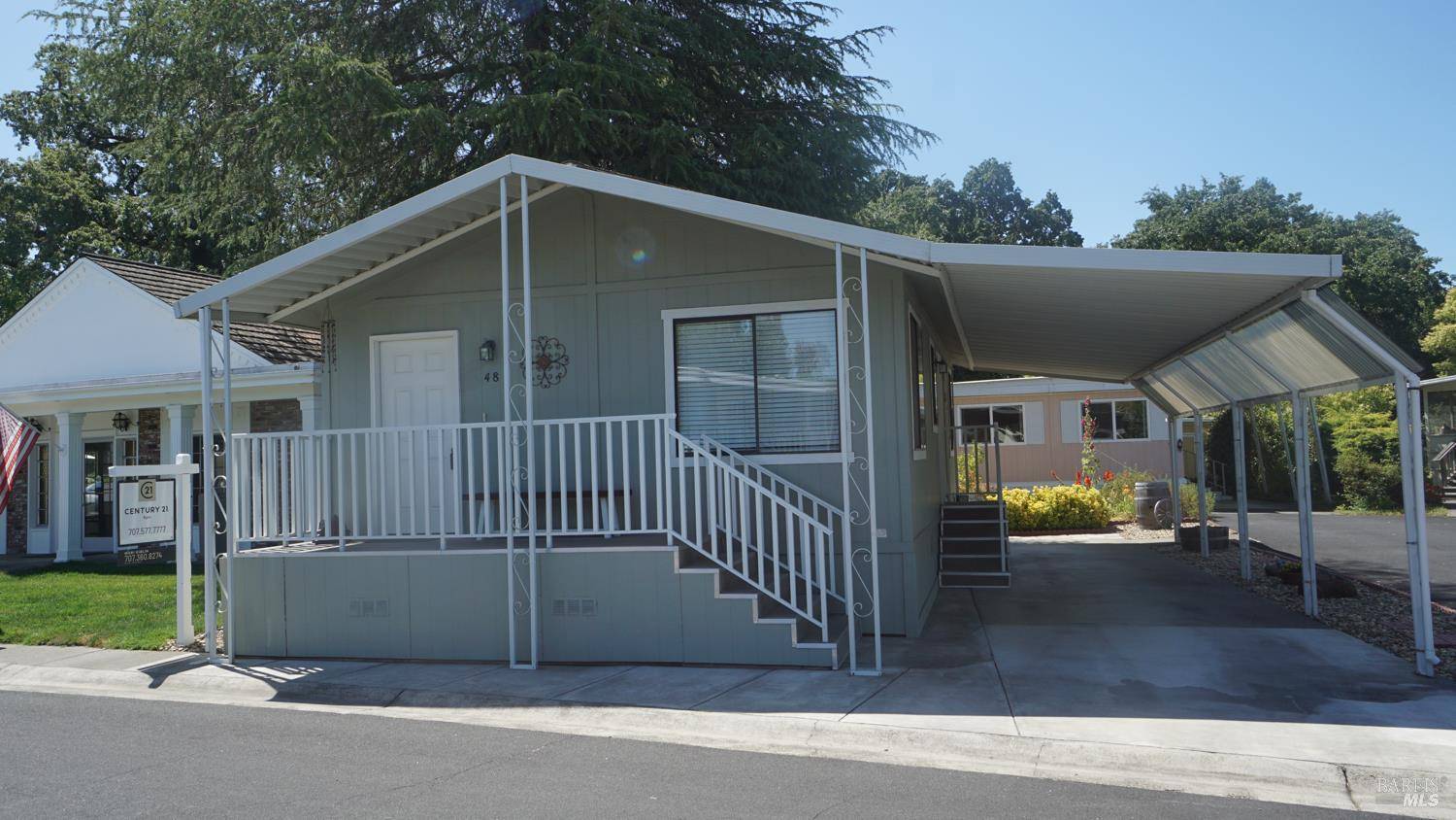 Santa Rosa, CA 95403,48 Colonial Park DR