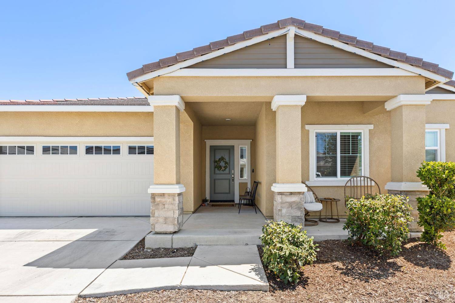 Dixon, CA 95620,1765 Butterfly LN