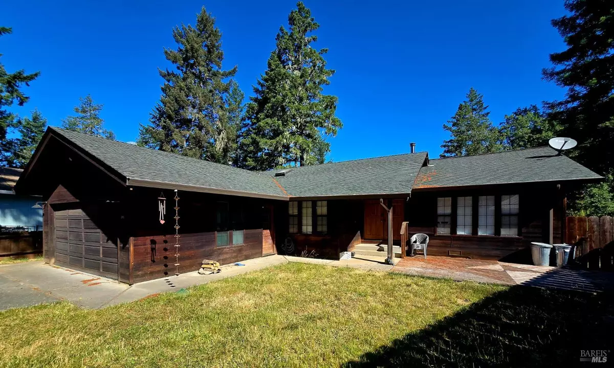 Willits, CA 95490,27160 Tuck PL