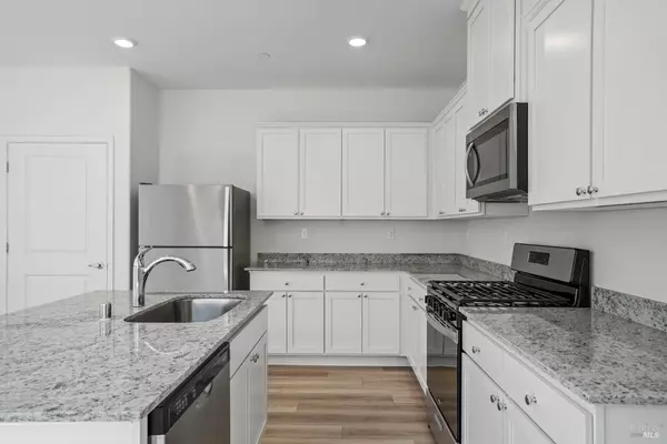Rio Vista, CA 94571,2251 Espana LN