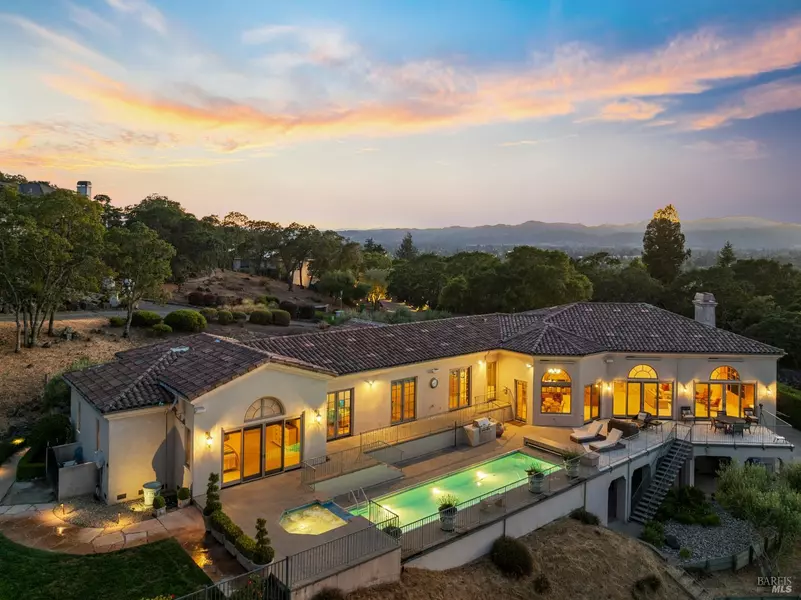 30 Old Coach RD, Napa, CA 94558