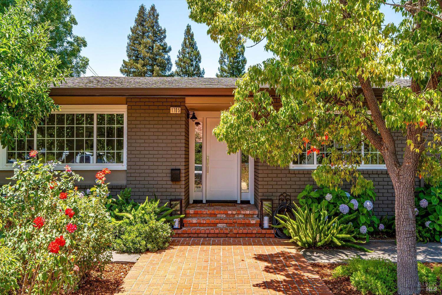 1705 Adele ST, Calistoga, CA 94515
