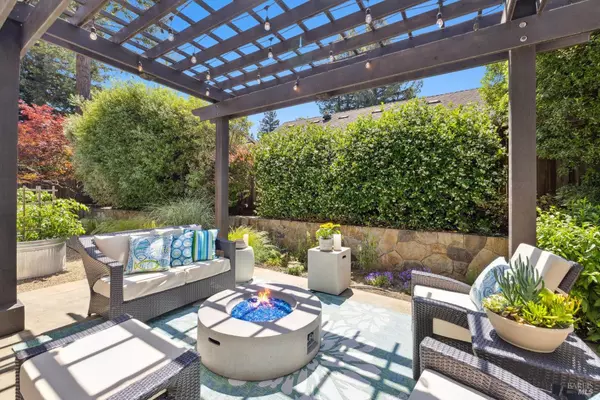 Napa, CA 94558,2108 W Lincoln AVE