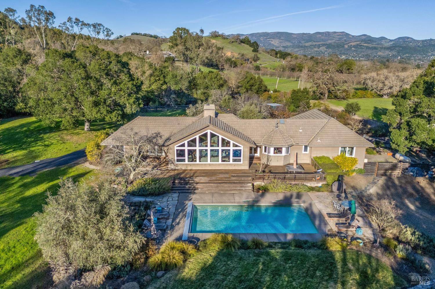 2220 Grove ST, Sonoma, CA 95476