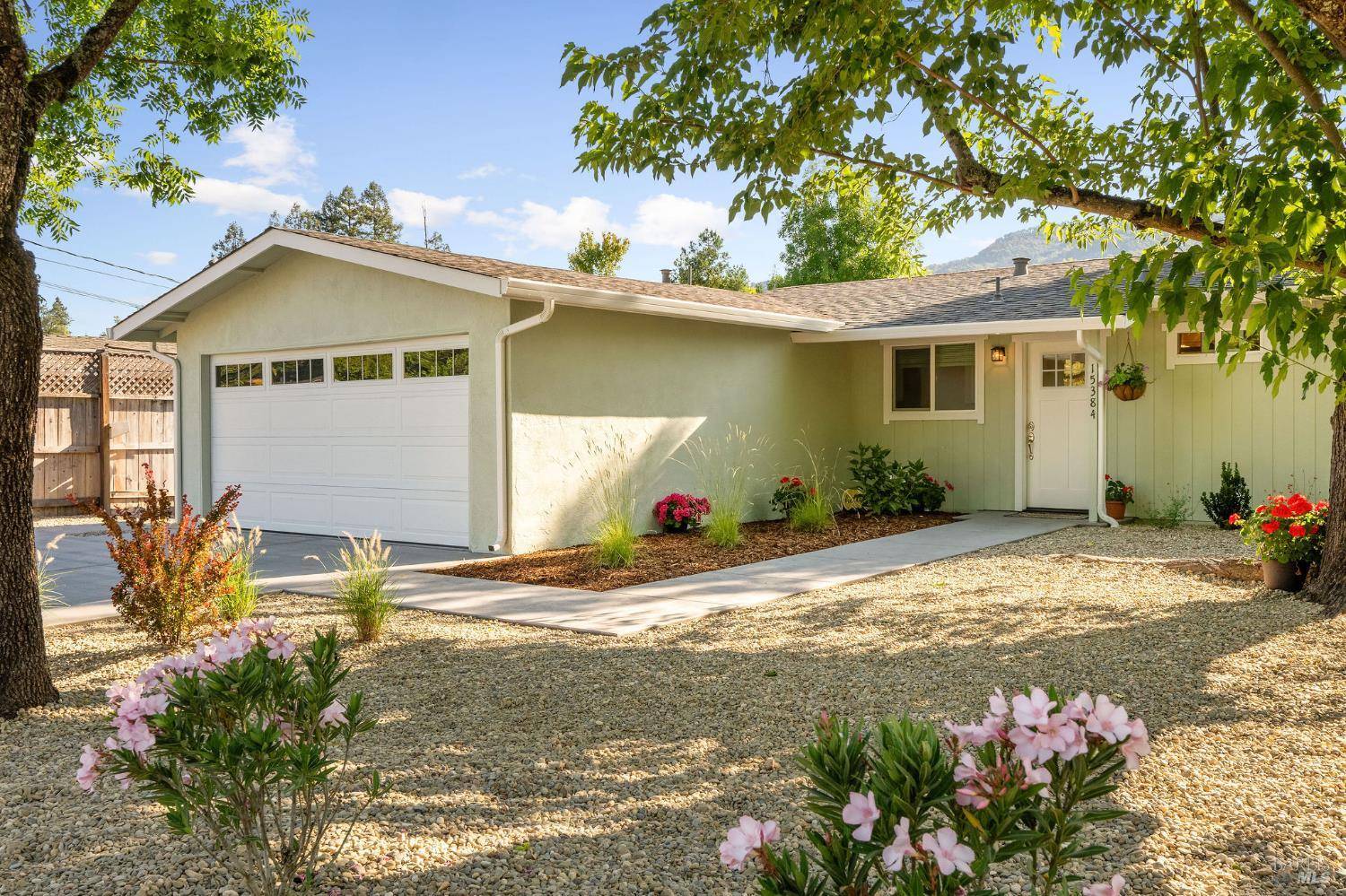 Glen Ellen, CA 95442,15384 Marty DR