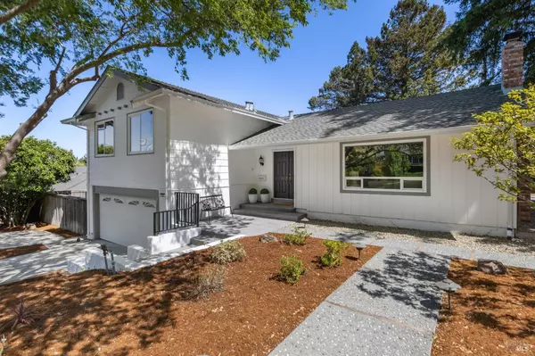 Moraga, CA 94556,85 Buckingham DR