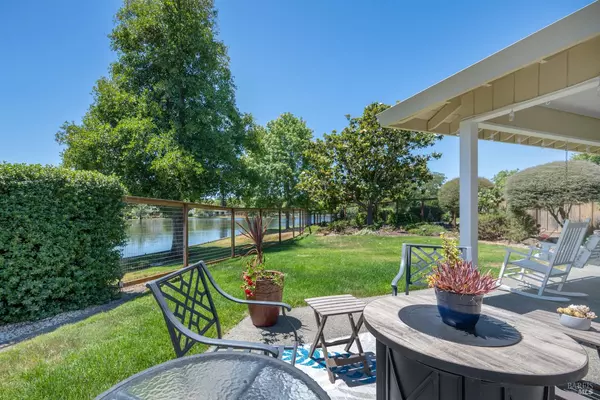 Windsor, CA 95492,9636 Lakewood DR