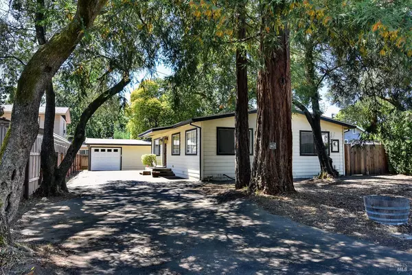 612 Cherry AVE, Sonoma, CA 95476