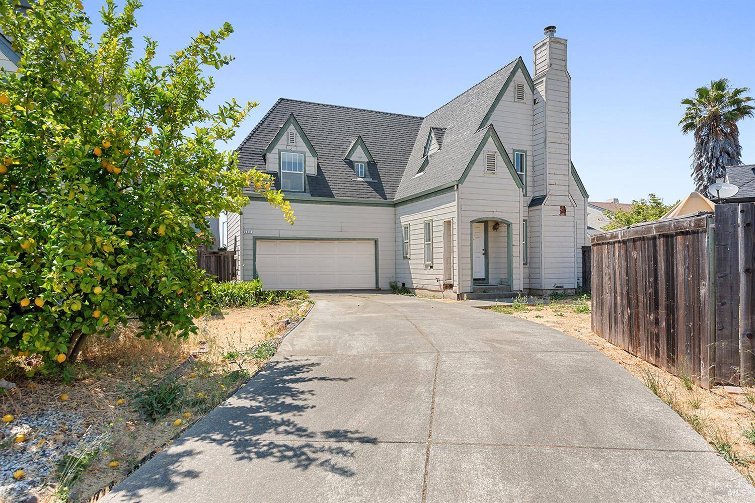 2357 Mikayla DR, Santa Rosa, CA 95403